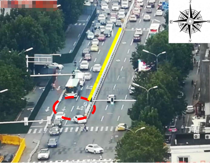 图4 德源里-友谊路(路口2)南进口地面标线(优化前)