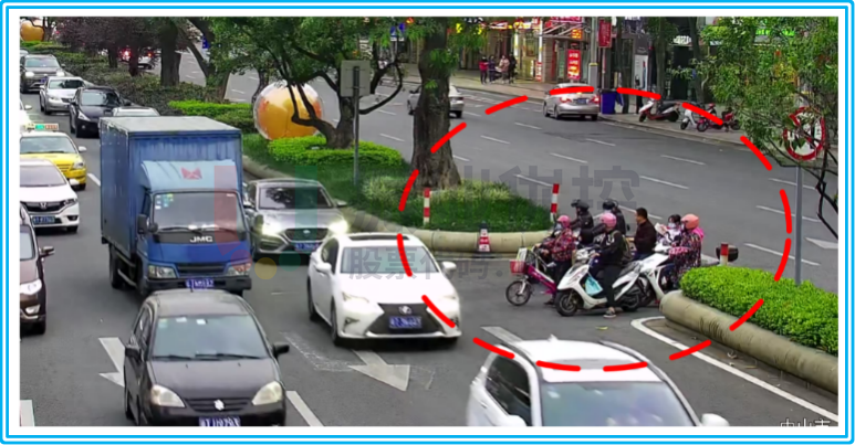图4 掉头口摩托车 电动车逆行现象