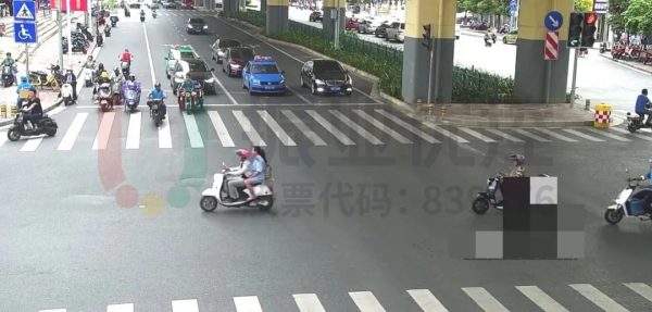 图片10 中华路优化后